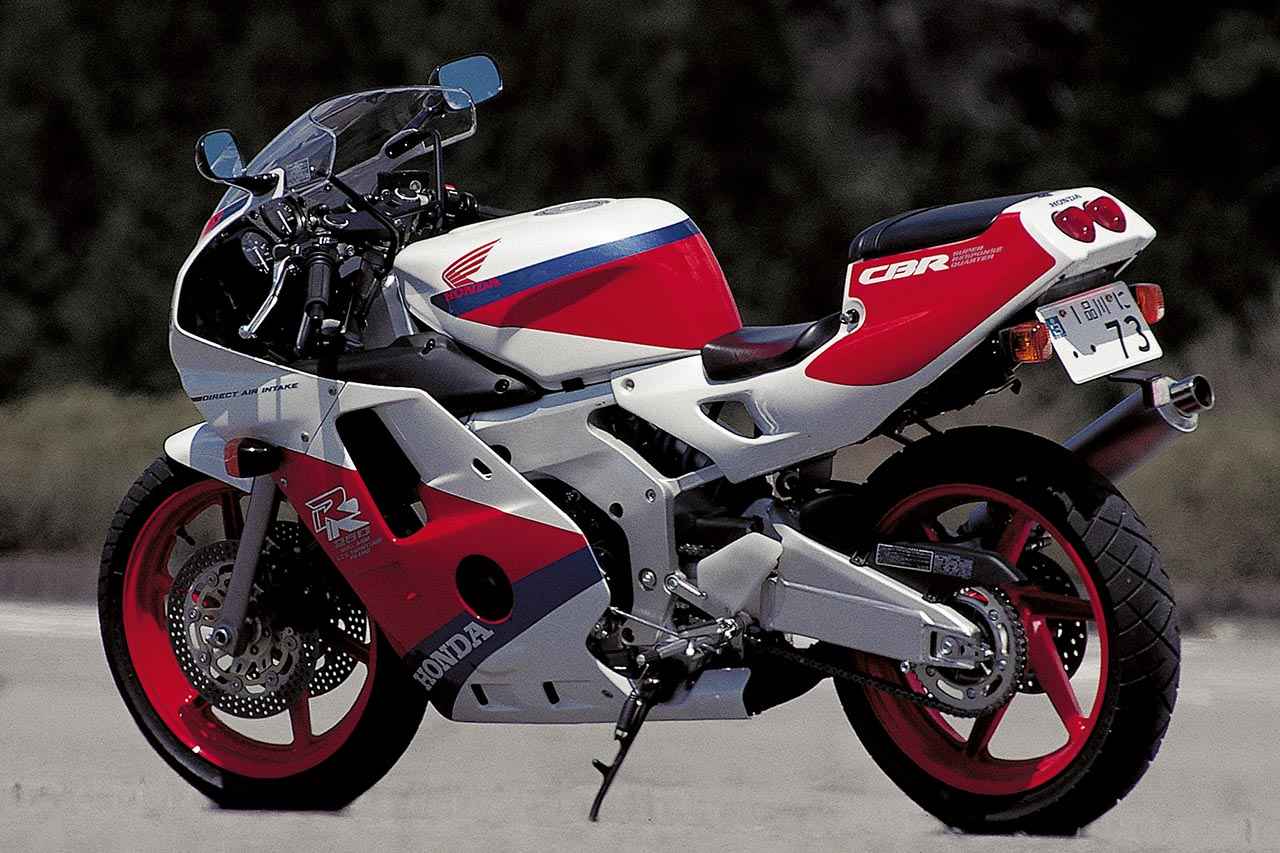 画像: ホンダ「CBR250RR（MC22）」（1990年）概要