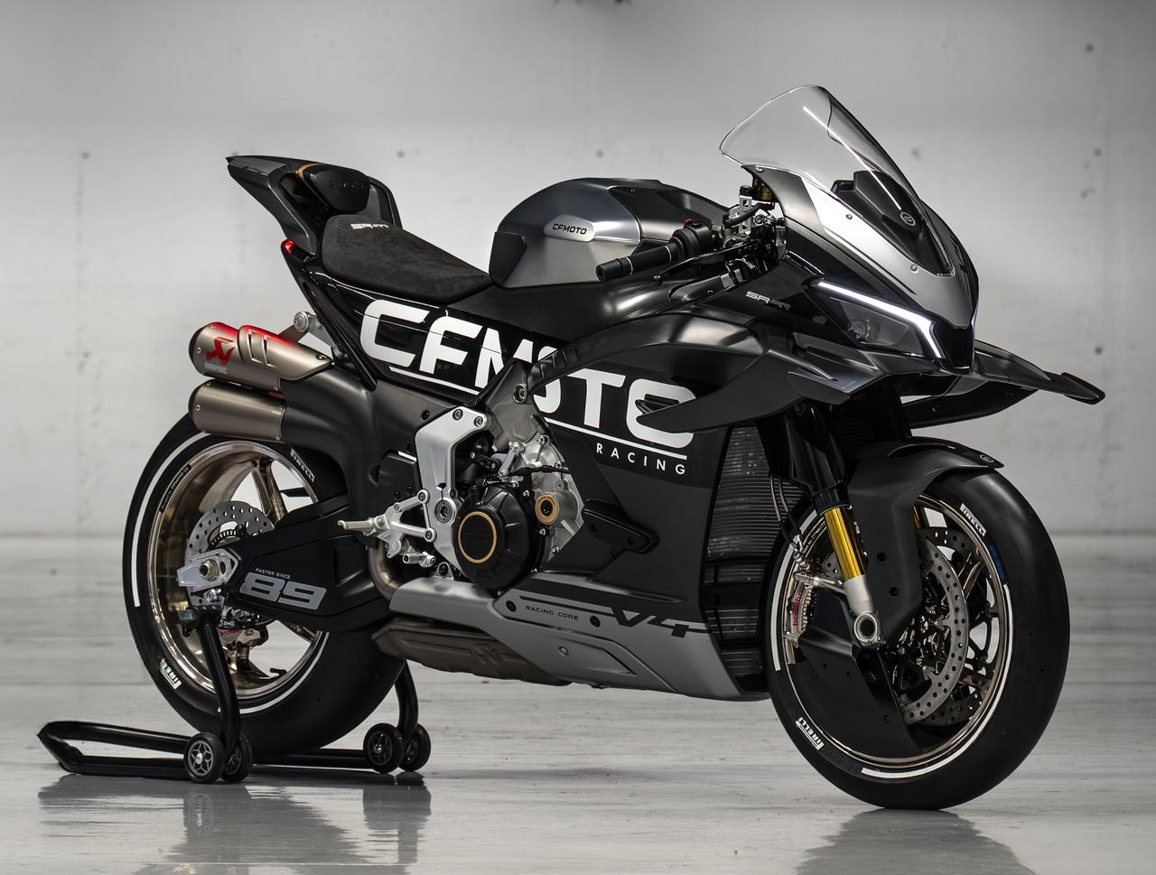 画像 : 1番目の画像 - 【写真16枚】CF MOTO「V4 SR-RR PROTOTYPE」 - webオートバイ