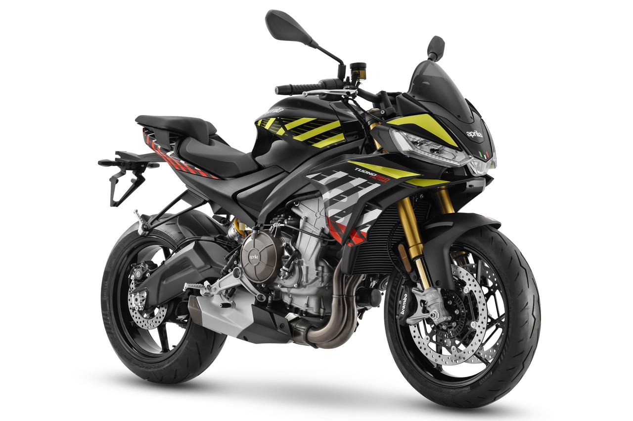 画像: Aprilia TUONO 660 Factory 総排気量：659cc エンジン形式：水冷4ストロークDOHC4バルブ並列2気筒 シート高：820mm 車両重量：181kg ※スペックは国内現行モデル