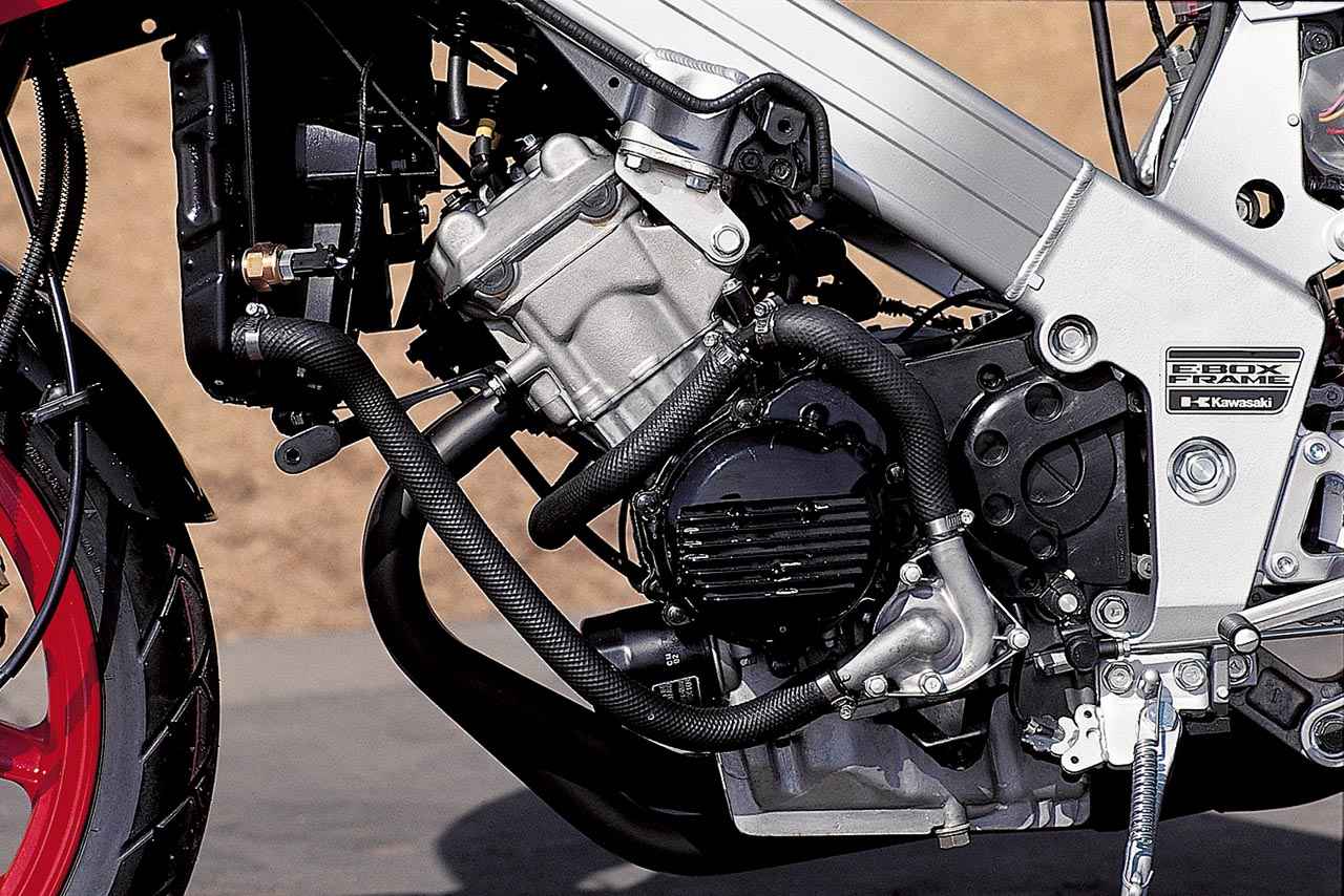 画像 : 12番目の画像 - 【写真16枚】カワサキ「ZXR250（ZX250A）」（1989年） - webオートバイ