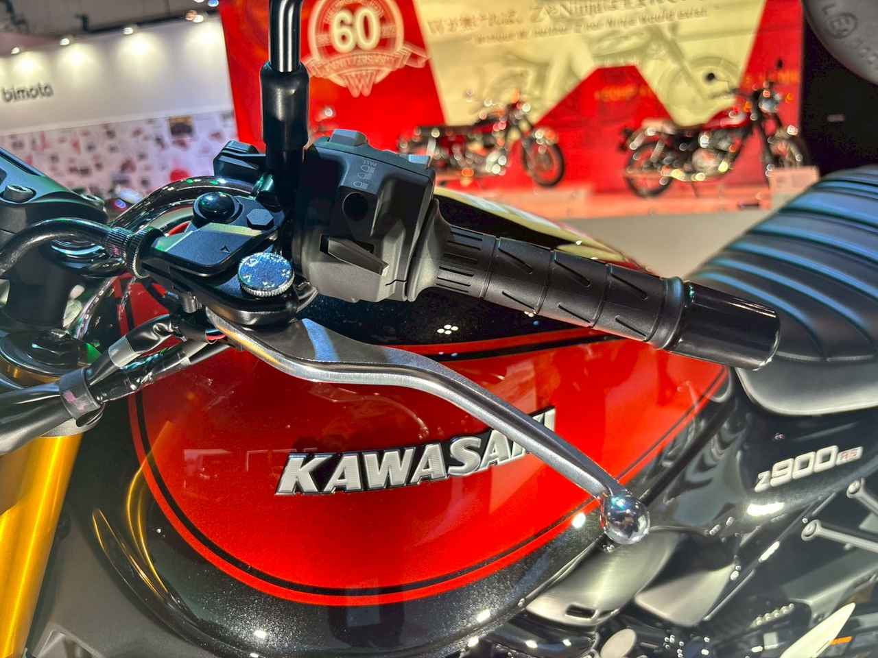 画像4: ▶ハンドルまわり