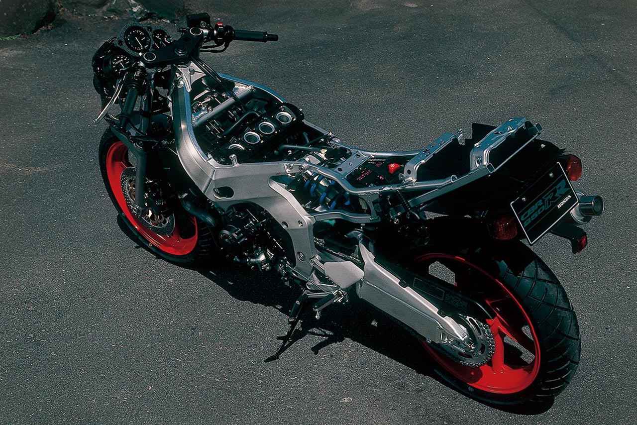 画像1: ホンダ「CBR250RR（MC22）」（1990年）各部装備・ディテール解説