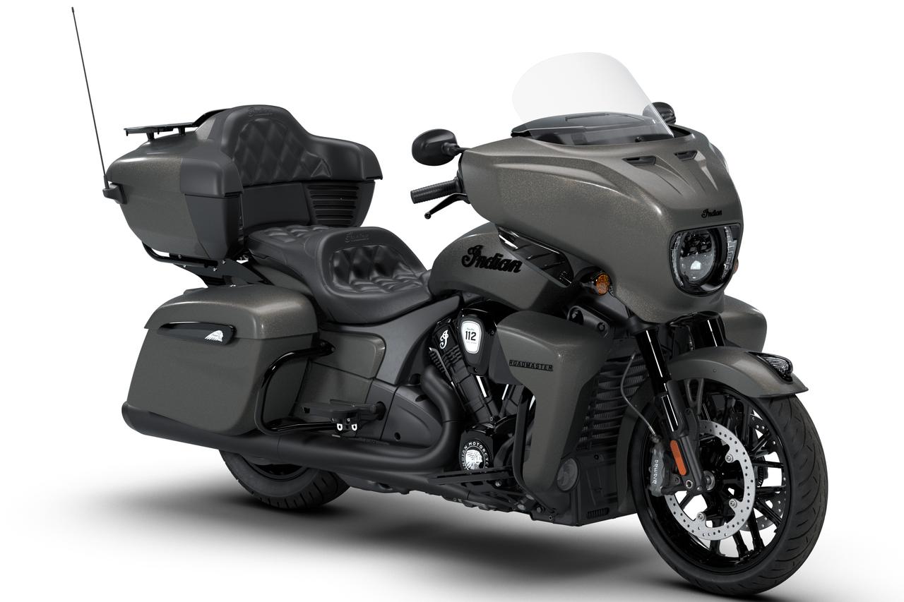 画像2: Indian MOTORCYCLE Roadmaster Powerplus Dark Horse with 112 Package 2026年モデル 総排気量:1834cc エンジン形式:水冷4ストV型2気筒 シート高:672mm 車両重量:423kg