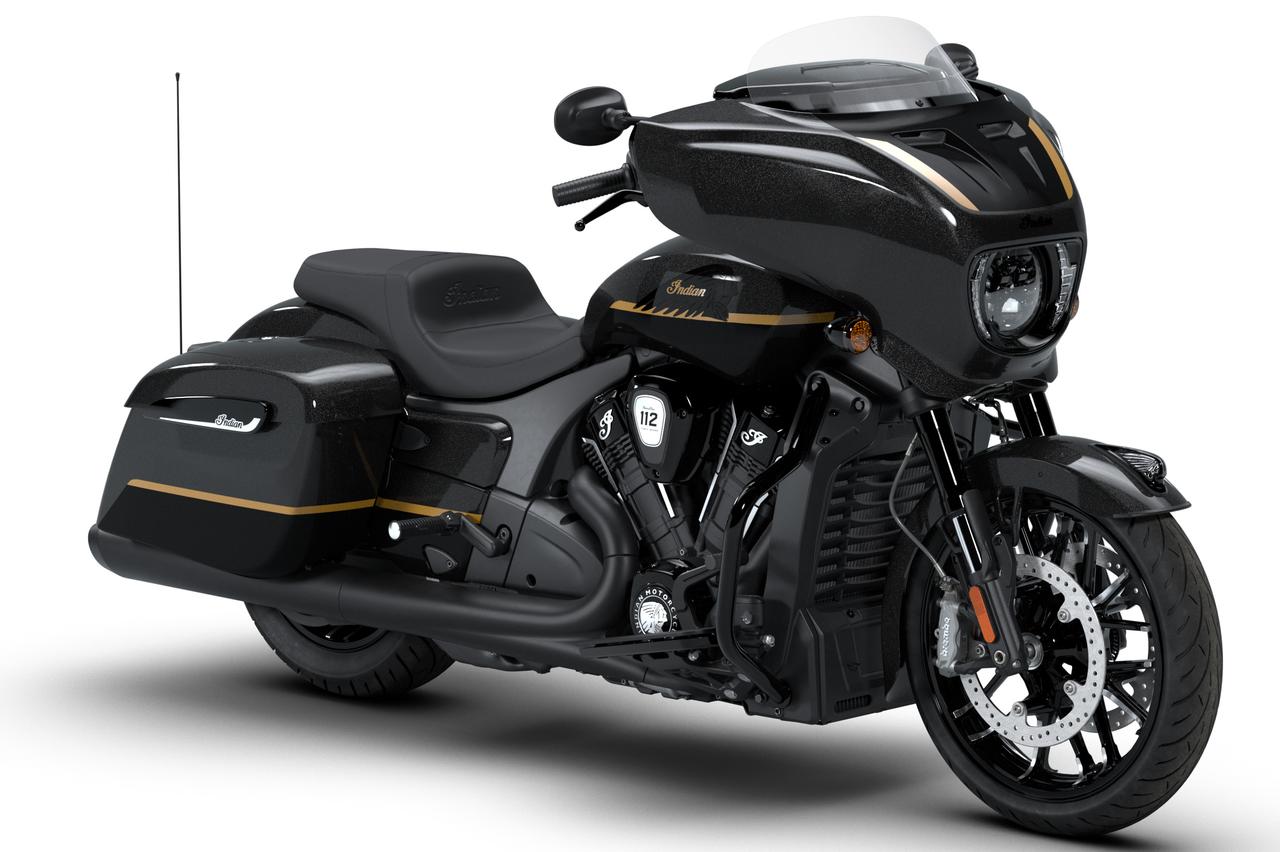 画像4: Indian MOTORCYCLE Chieftain Powerplus Dark Horse with 112 Package 2026年モデル 総排気量:1834cc エンジン形式:水冷4ストV型2気筒 シート高:672mm 車両重量:382kg