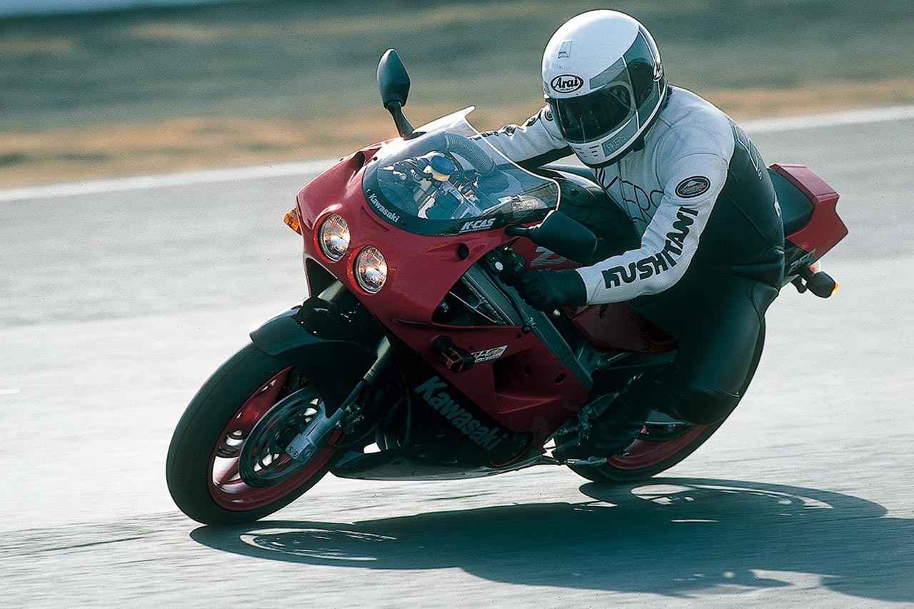 画像 : 7番目の画像 - 【写真16枚】カワサキ「ZXR250（ZX250A）」（1989年） - webオートバイ