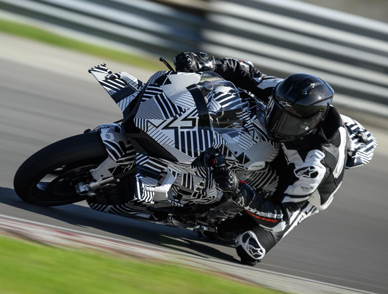 画像 : 14番目の画像 - 【写真16枚】CF MOTO「V4 SR-RR PROTOTYPE」 - webオートバイ