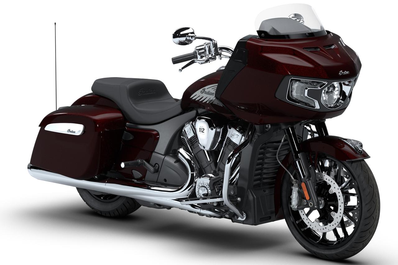 画像2: Indian MOTORCYCLE Challenger Limited with 112 Package 2026年モデル 総排気量:1834cc エンジン形式:水冷4ストV型2気筒 シート高:672mm 車両重量:388kg