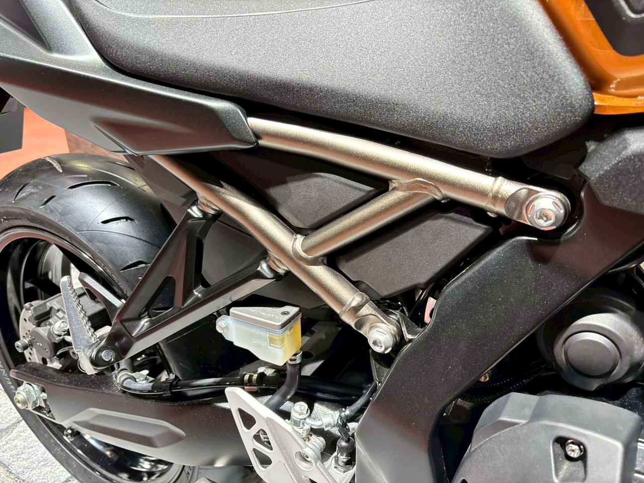 画像3: ▶シート・サイドカバー・フレーム