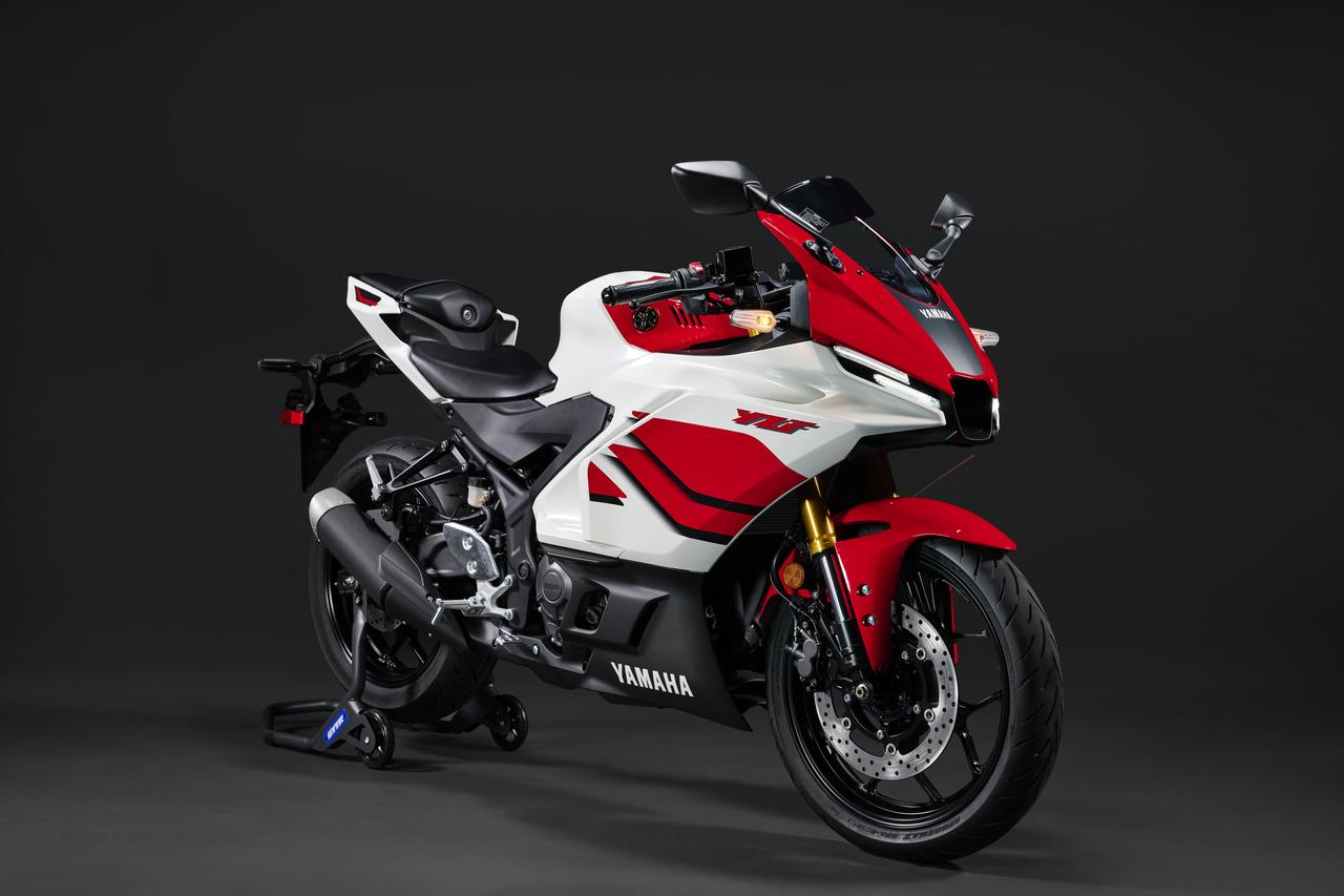 画像 : 8番目の画像 - 【写真22枚】ヤマハ「YZF-R3 70thアニバーサリーエディション」 - webオートバイ