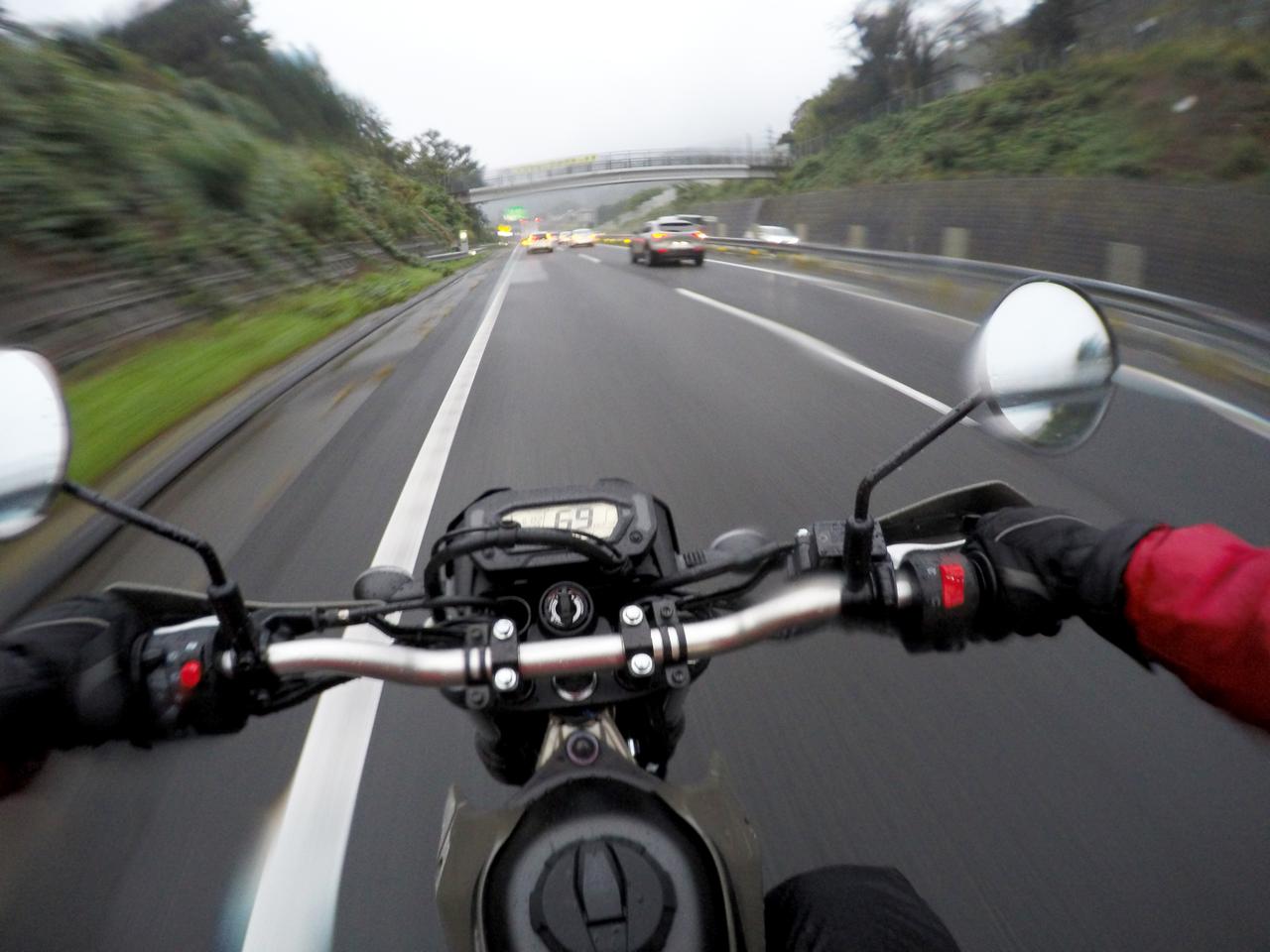 画像2: 高速道路で『S』特有の乗り心地を体感