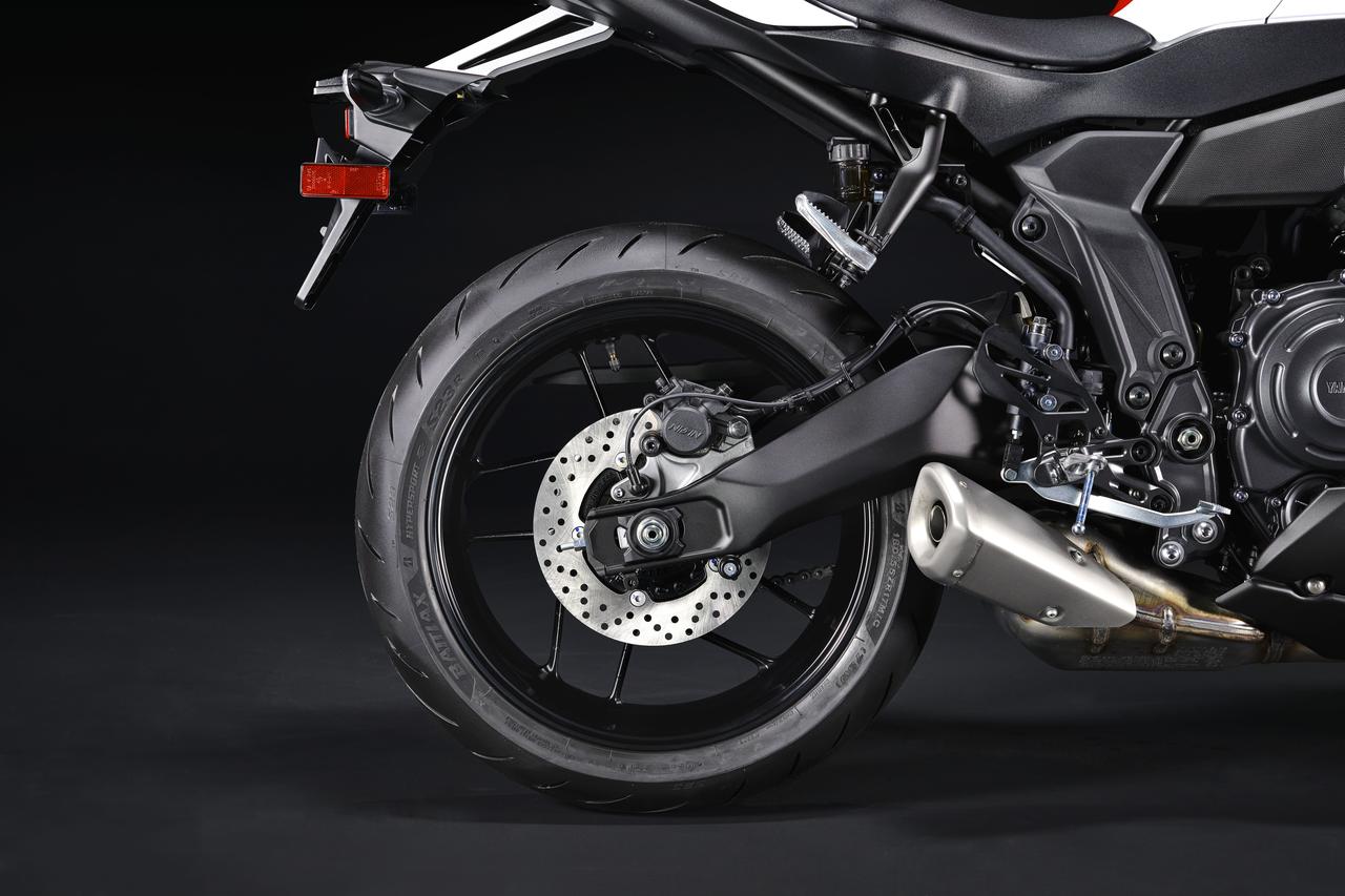 画像 : 12番目の画像 - 【写真23枚】ヤマハ「YZF-R7 70thアニバーサリーエディション」 - webオートバイ