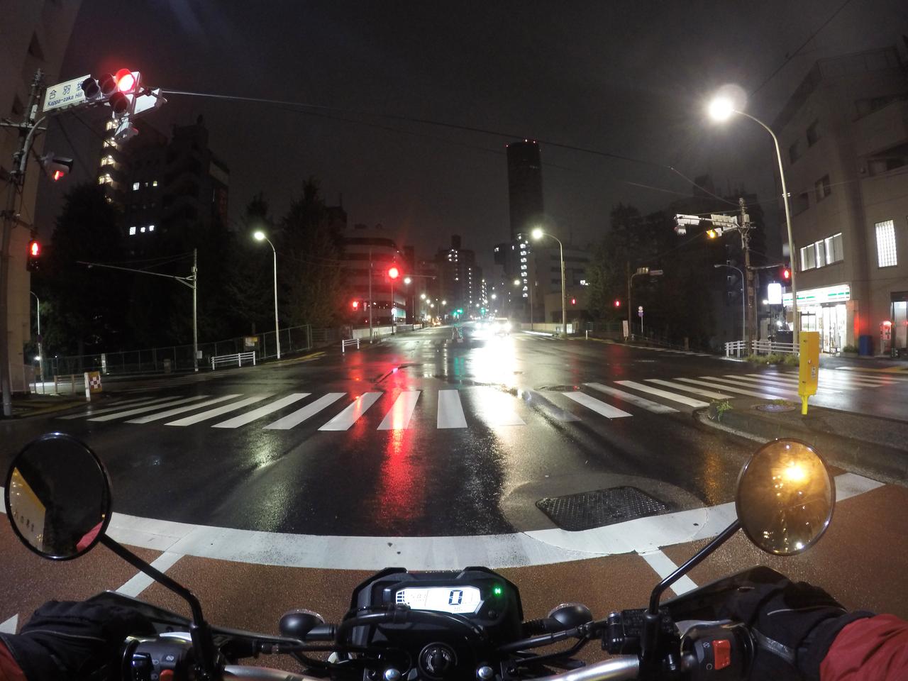 画像1: 高速道路で『S』特有の乗り心地を体感