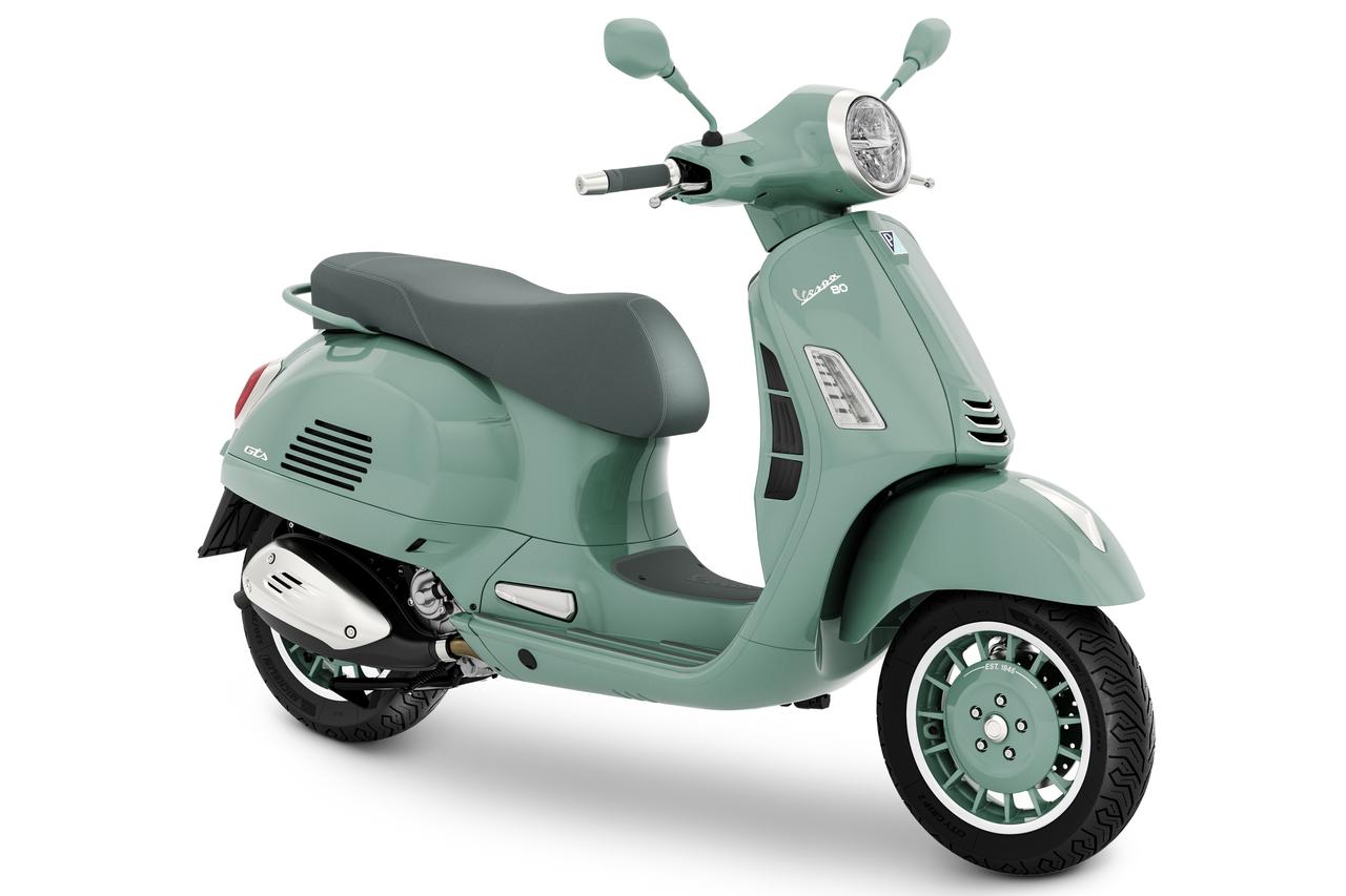 画像: Vespa GTS 80th 欧州仕様