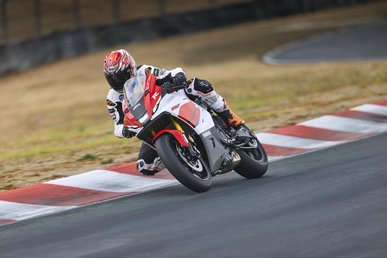 画像 : 18番目の画像 - 【写真23枚】ヤマハ「YZF-R7 70thアニバーサリーエディション」 - webオートバイ