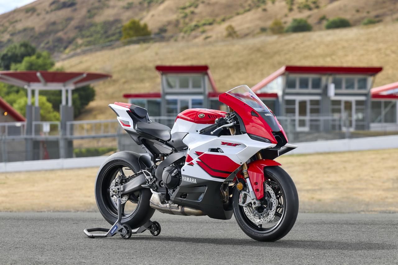 画像 : 26番目の画像 - 【写真27枚】ヤマハ「YZF-R9 70thアニバーサリーエディション」 - webオートバイ