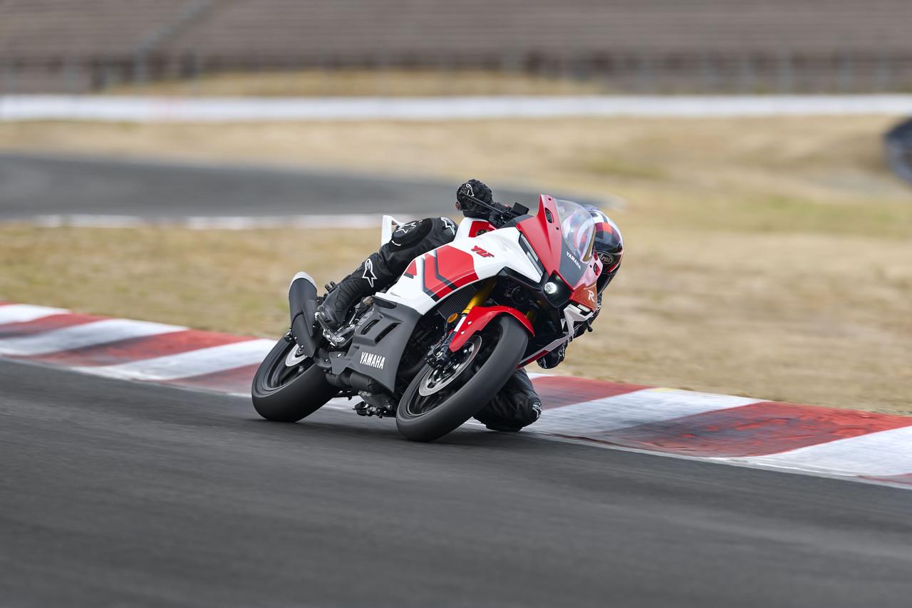 画像 : 14番目の画像 - 【写真22枚】ヤマハ「YZF-R3 70thアニバーサリーエディション」 - webオートバイ