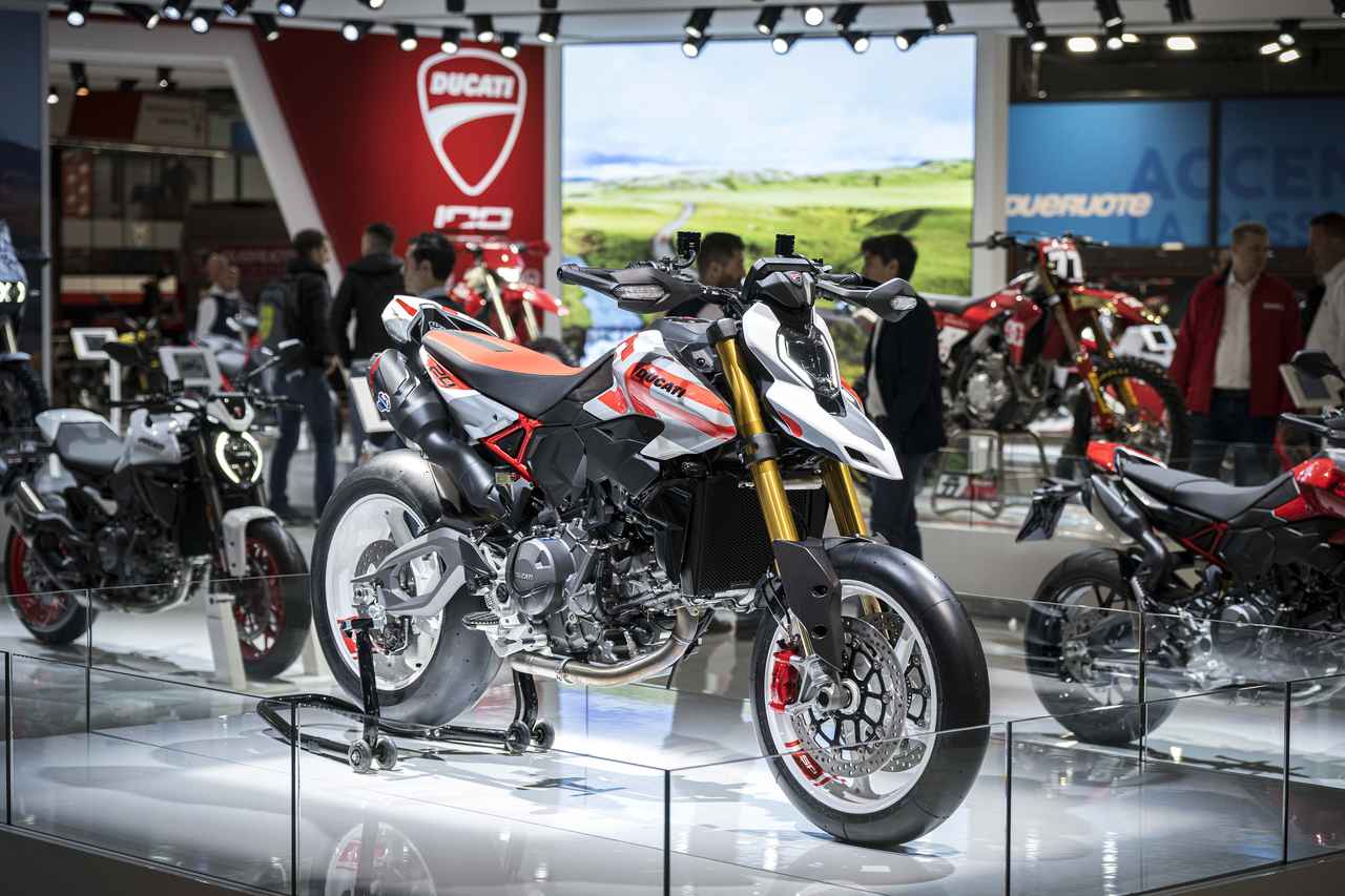 画像 : 1番目の画像 - 【写真17枚】ドゥカティ「ハイパーモタードV2／SP」 - webオートバイ