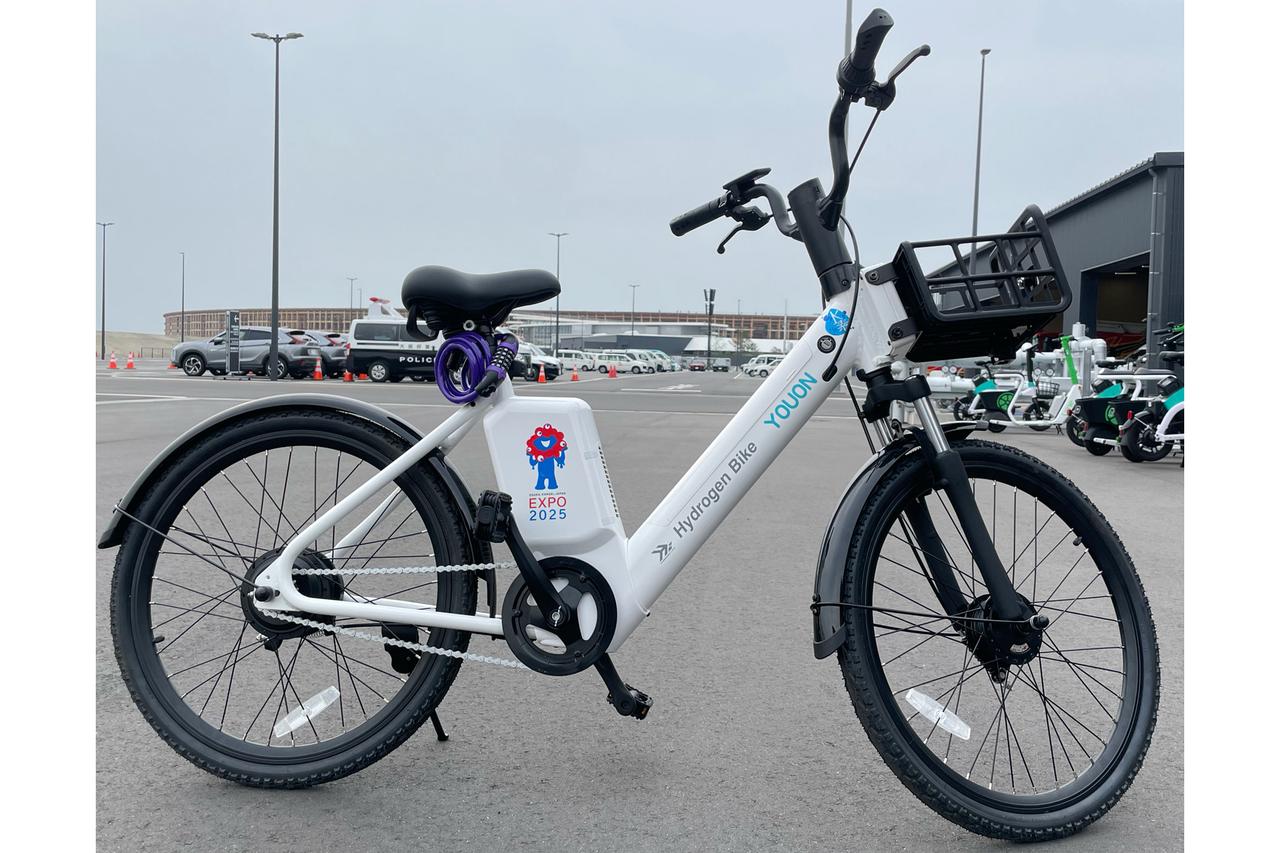 画像: 水素燃料電池アシスト自転車と水素生成機、大阪万博スタッフ向けに導入。実用化に向け一歩前進 - スマートモビリティJP