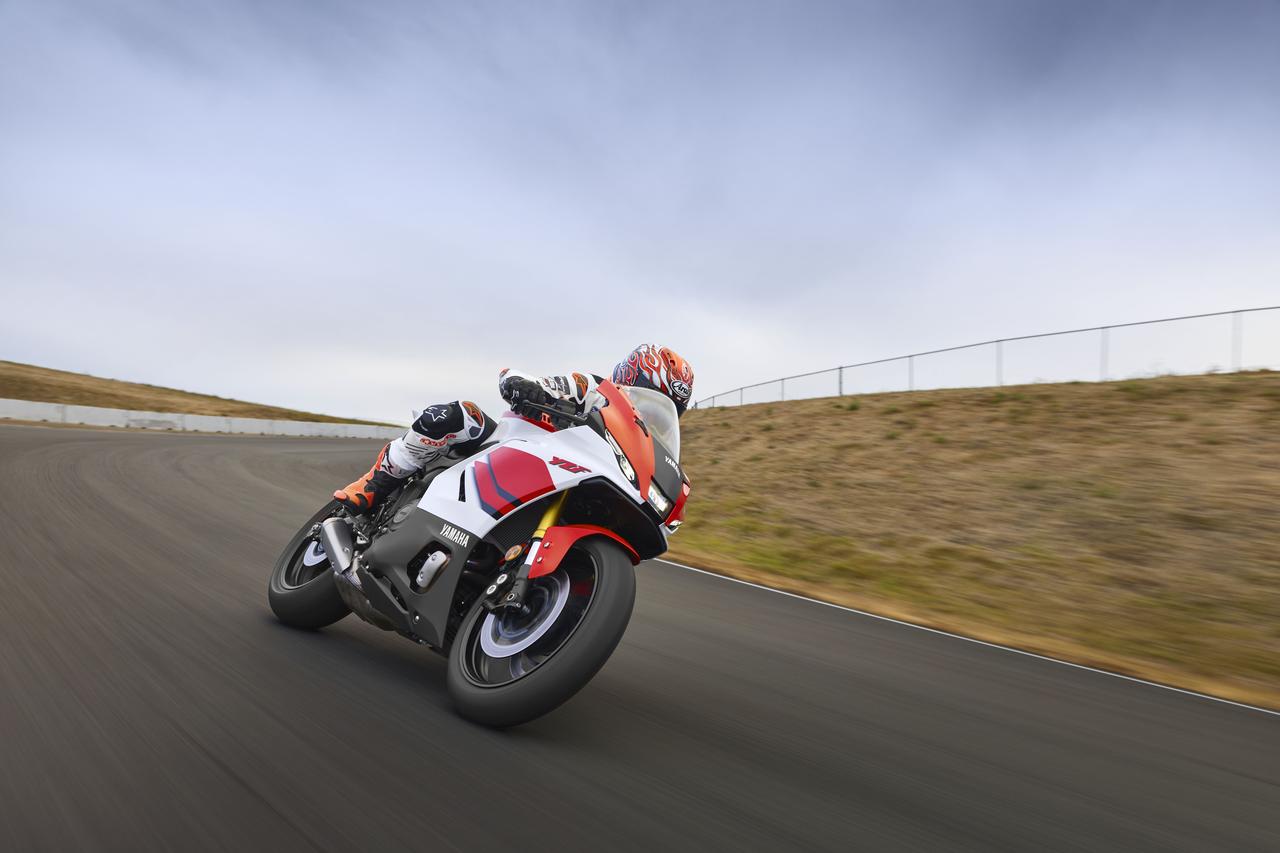 画像 : 14番目の画像 - 【写真23枚】ヤマハ「YZF-R7 70thアニバーサリーエディション」 - webオートバイ