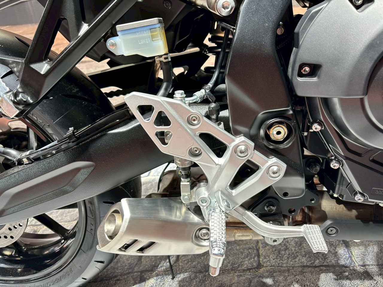 画像1: ▶ステップ