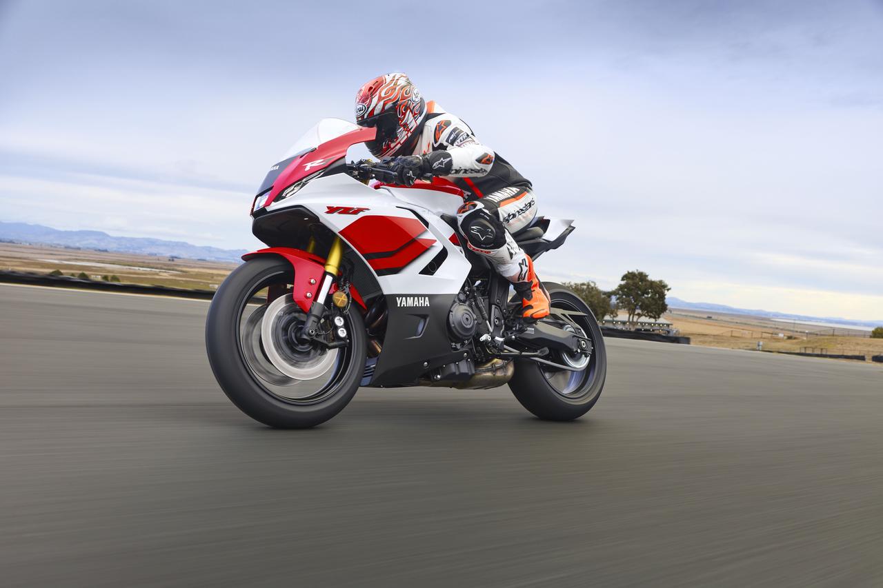 画像 : 13番目の画像 - 【写真23枚】ヤマハ「YZF-R7 70thアニバーサリーエディション」 - webオートバイ