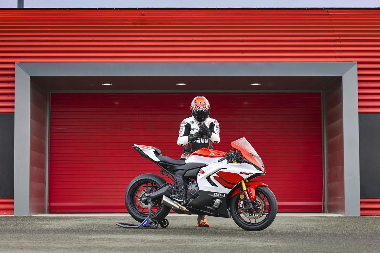 画像 : 23番目の画像 - 【写真23枚】ヤマハ「YZF-R7 70thアニバーサリーエディション」 - webオートバイ