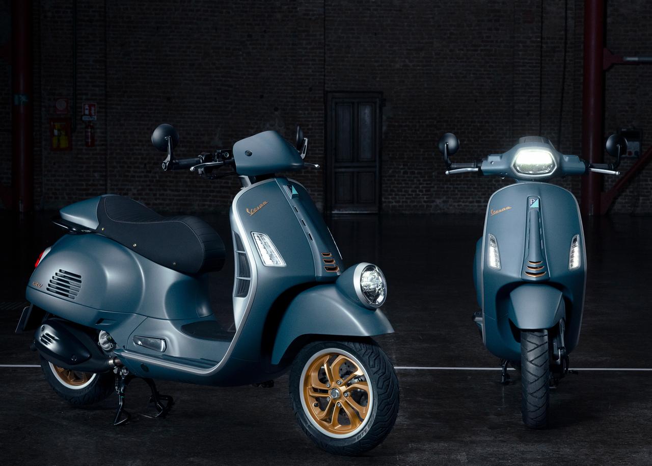 画像: ベスパ「GTV300」「スプリント150」に特別仕様車“オフィチナオット”が追加 - webオートバイ