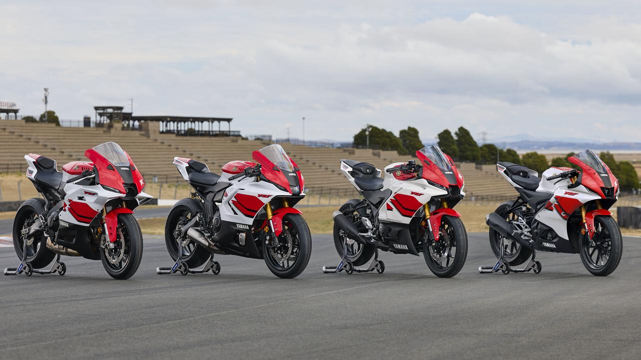 画像: ▲左からYZF-R9、R7、R3、R125の70周年記念モデル。