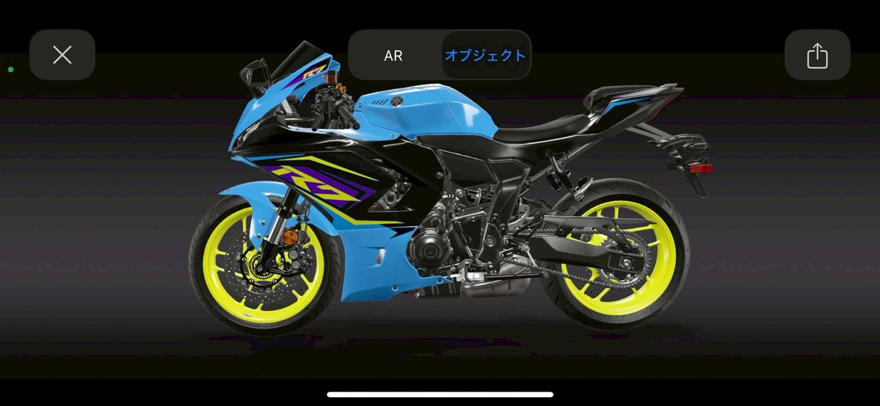 画像1: もうひとつ、「AR」ではなく、「オブジェクト」を選択すると、シンプルな暗い背景で、360°好きな角度から車体を見ることができます。もちろん、エンジンやサスペンションまわりなどをアップで見ることも可能です。