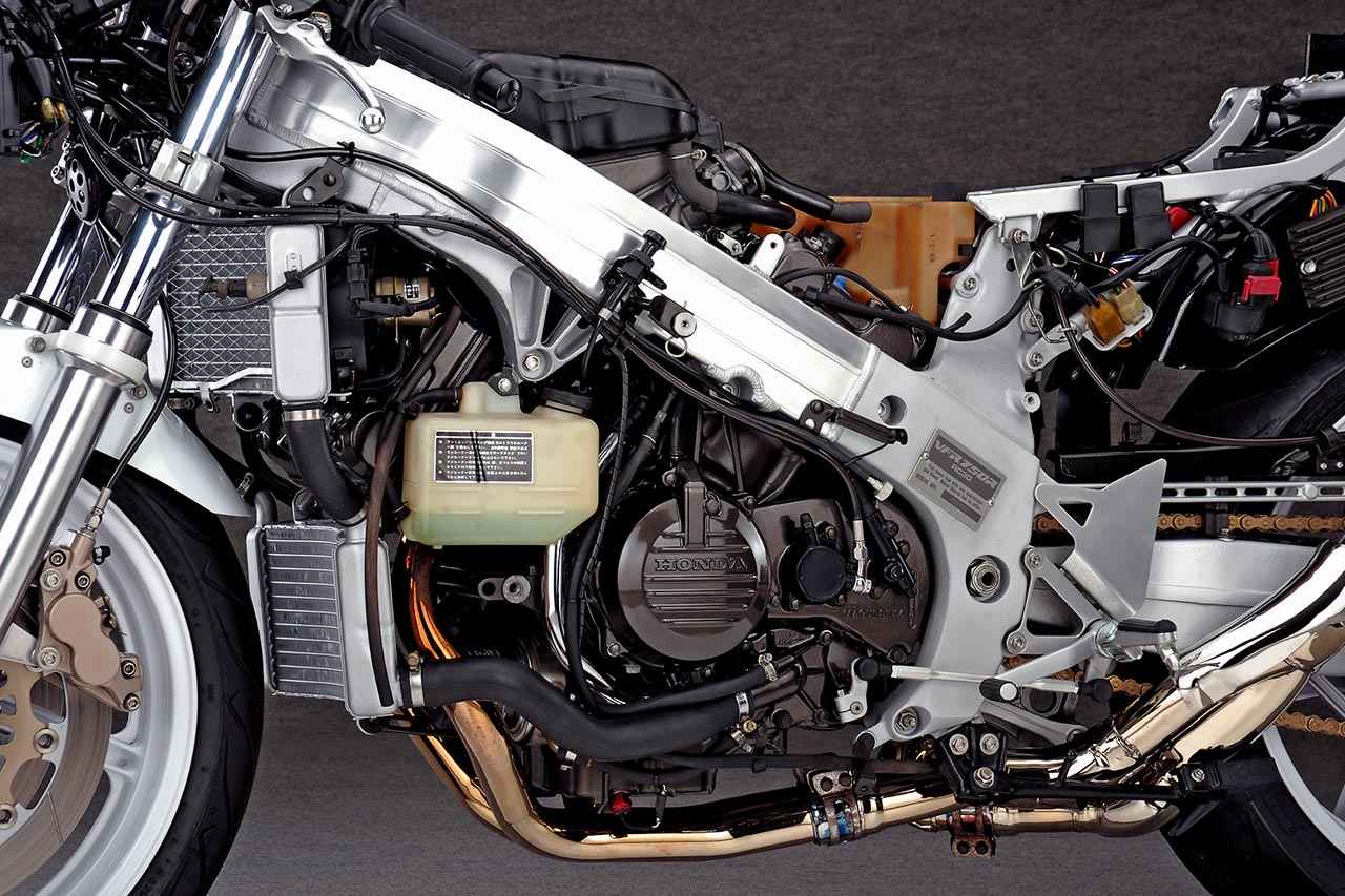 画像5: ホンダ「VFR750R（RC30）」（1987年）各部装備・ディテール解説