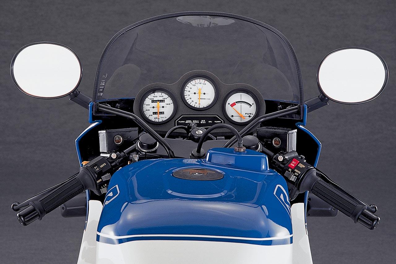 画像 : 9番目の画像 - 【写真16枚】スズキ「GSX-R750（GR71F）」（1985年） - webオートバイ