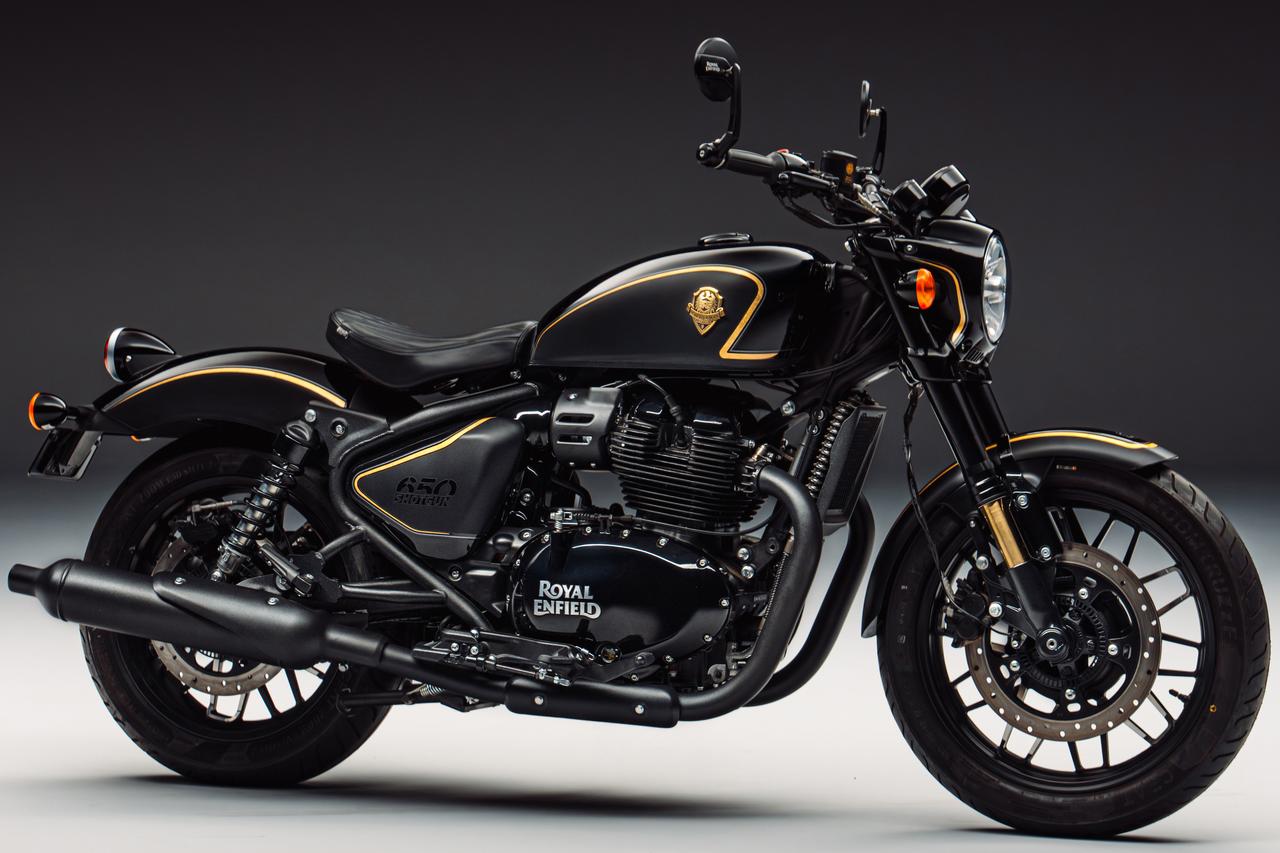 画像: 漆黒のボディに金箔を載せた高級感溢れるカスタムモデル