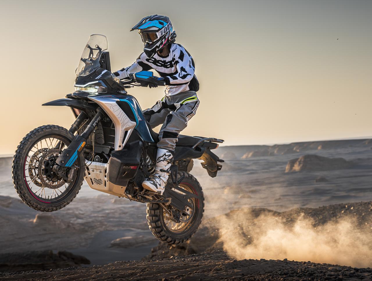 画像 : 21番目の画像 - 【写真22点】CF MOTO「1000MT-X」「1000MT-X CRAFTED」 - webオートバイ