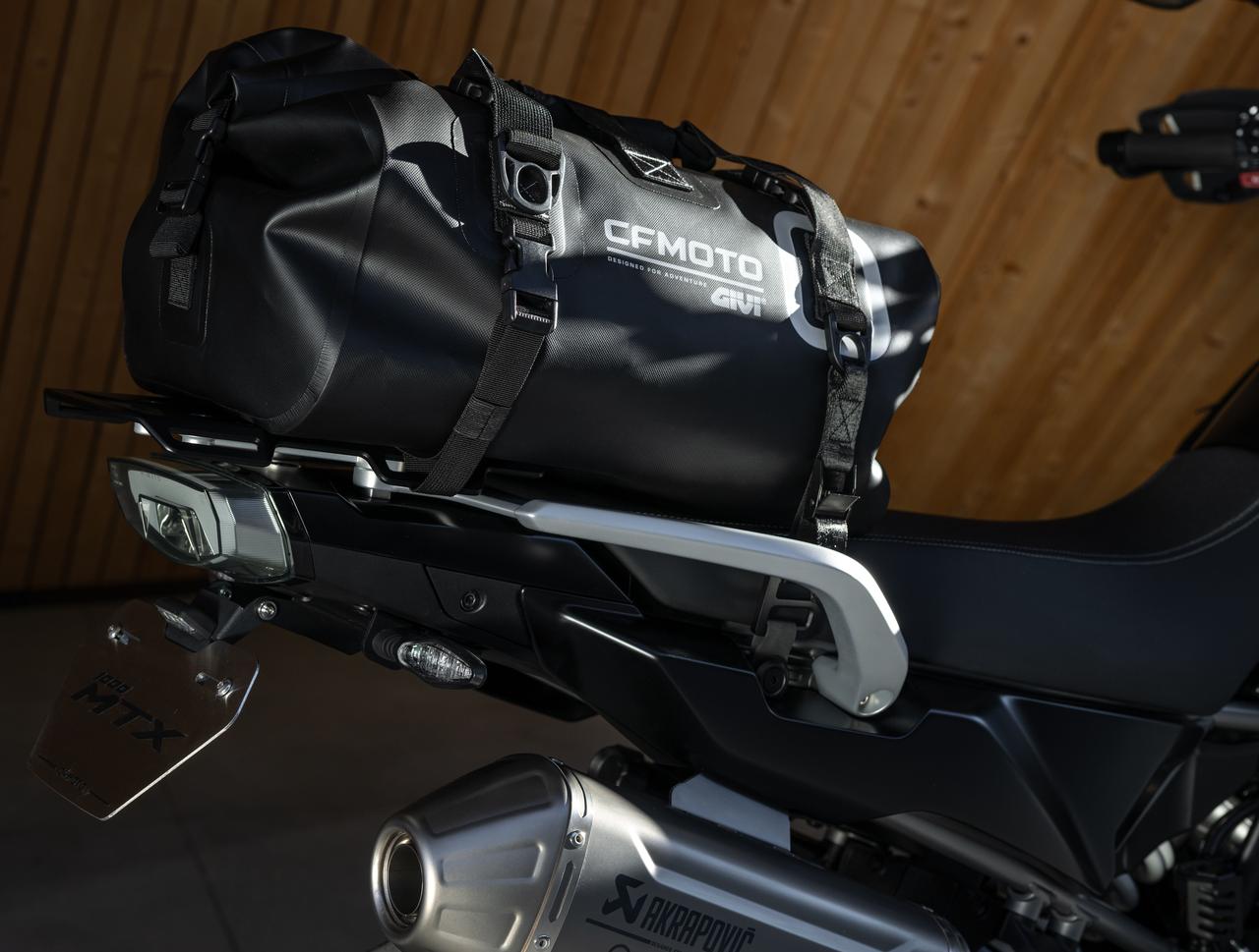 画像 : 14番目の画像 - 【写真22点】CF MOTO「1000MT-X」「1000MT-X CRAFTED」 - webオートバイ