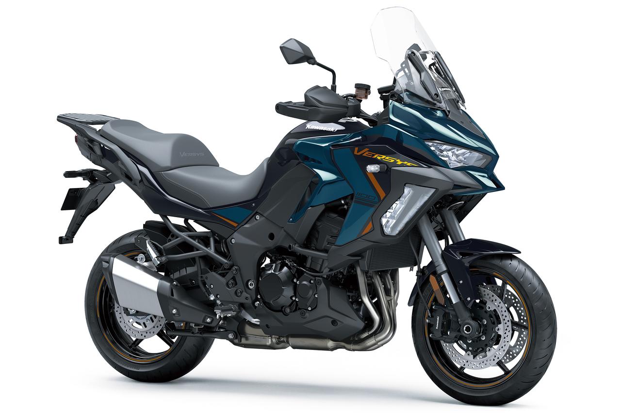 画像: Kawasaki VERSYS 1100 SE 2026年モデル 総排気量:1098cc エンジン形式:水冷4ストDOHC4バルブ並列4気筒 シート高:820mm 車両重量:260kg 発売日:2025年12月20日(土) 税込価格:212万3000円