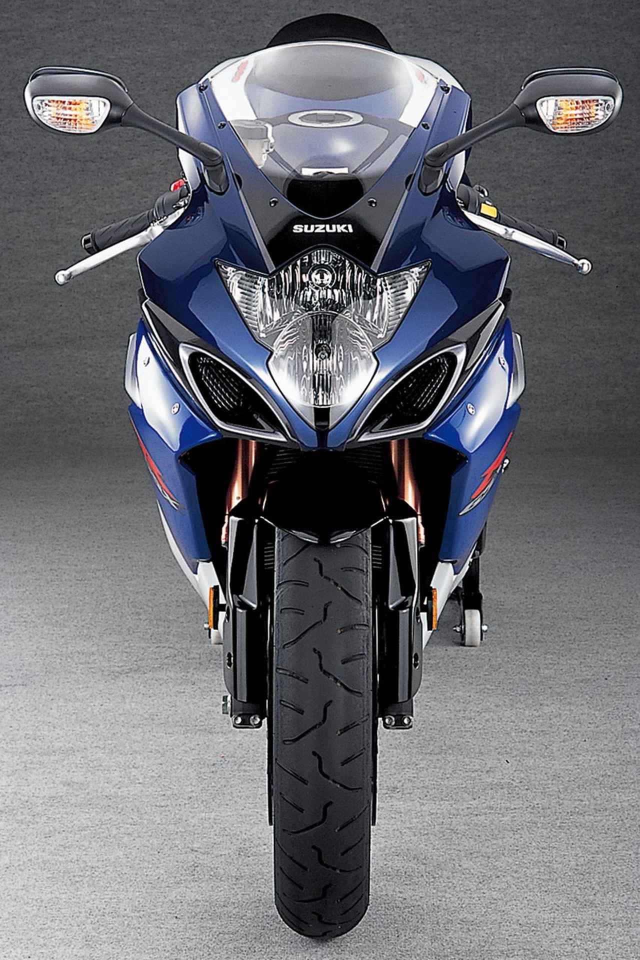 画像 : 7番目の画像 - 【写真10枚】GSX-R1100から始まったリッターレプリカの歴史 - webオートバイ
