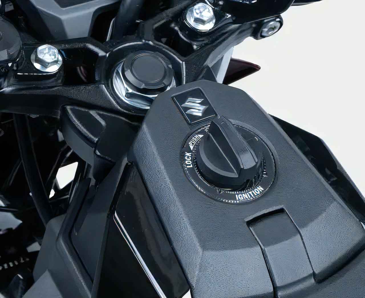 画像 : 5番目の画像 - 【写真11点】スズキ「SATRIA PRO」 - webオートバイ