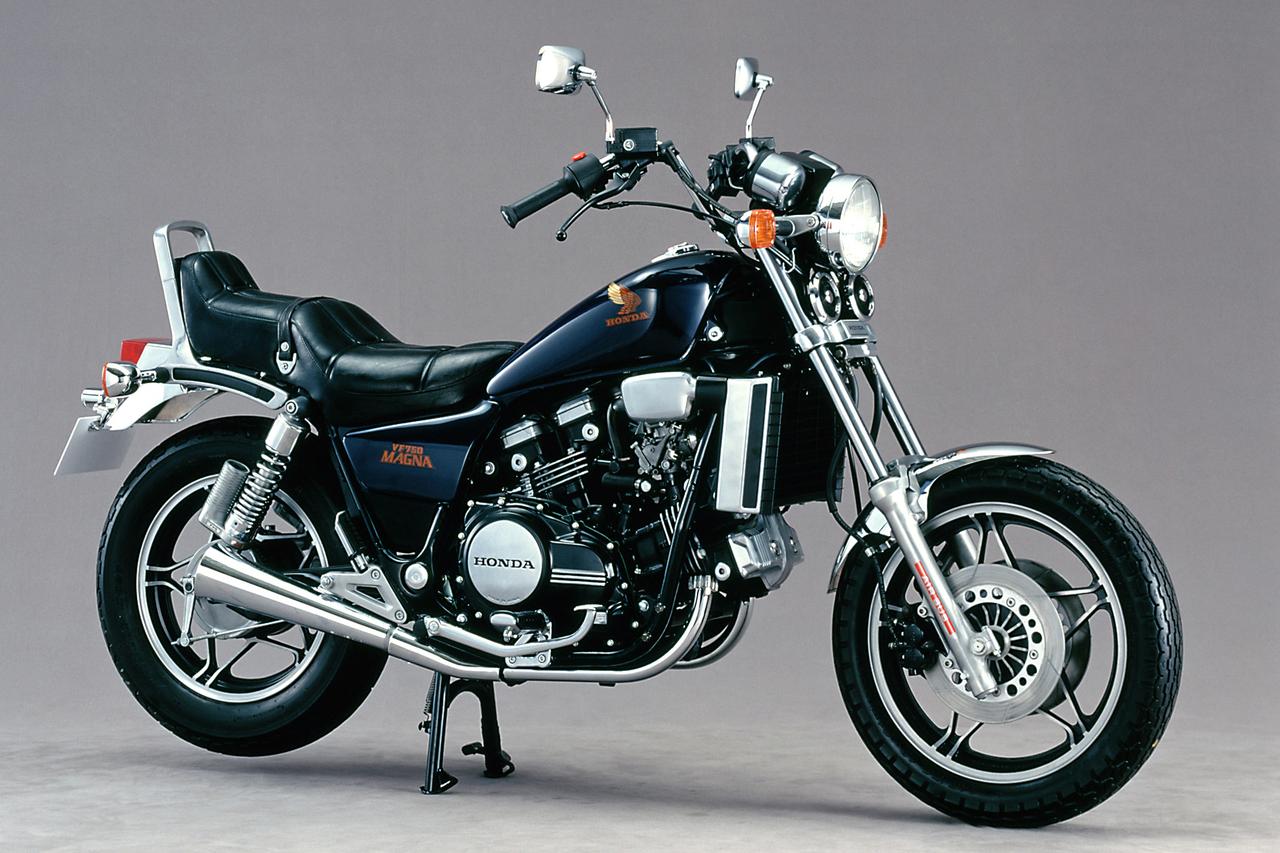 画像 : 2番目の画像 - 【写真8枚】ホンダ「VF750セイバー」「VF750マグナ」 - webオートバイ