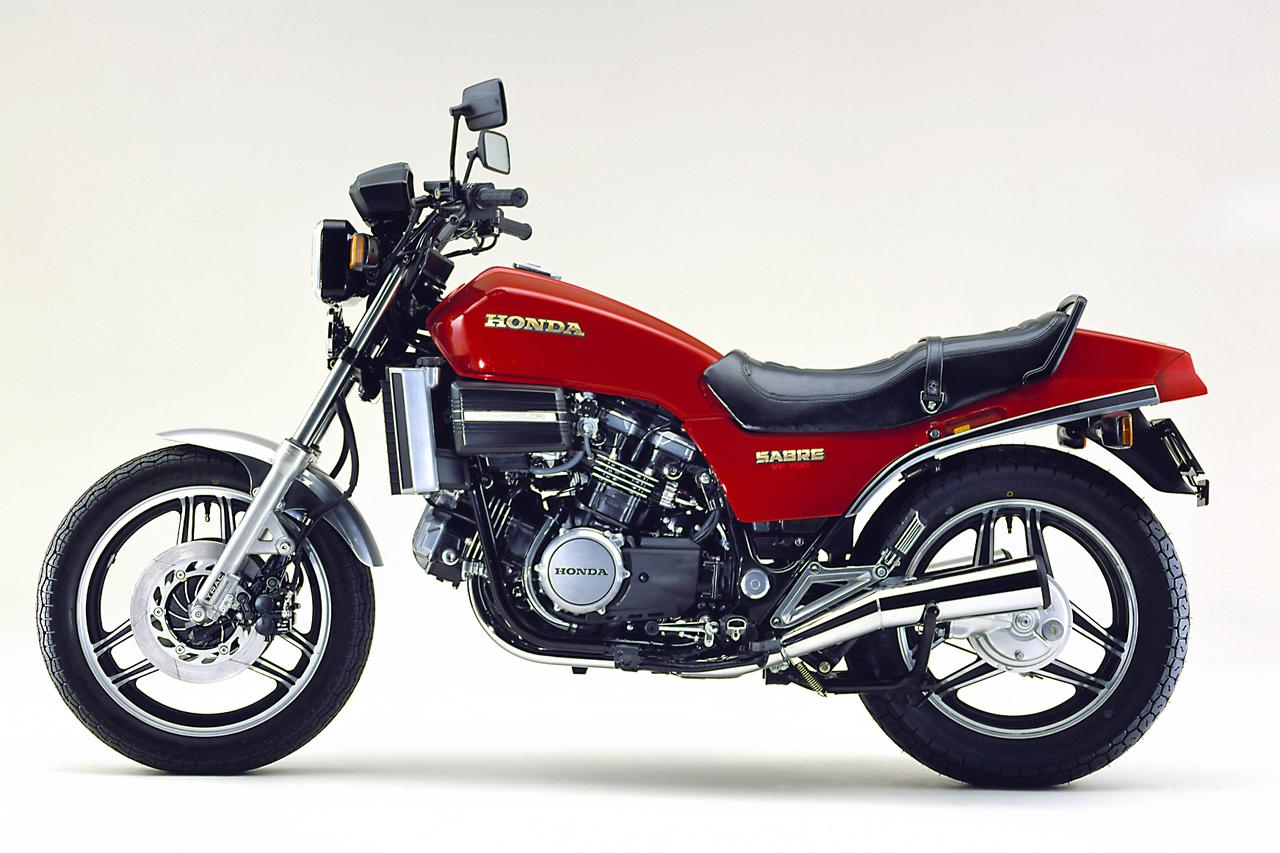 画像 : 5番目の画像 - 【写真8枚】ホンダ「VF750セイバー」「VF750マグナ」 - webオートバイ