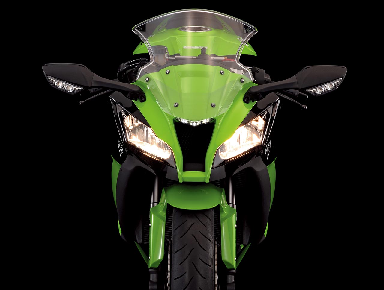 画像 : 1番目の画像 - 【写真10枚】カワサキ「Ninja ZX-10R」（2004年） - webオートバイ