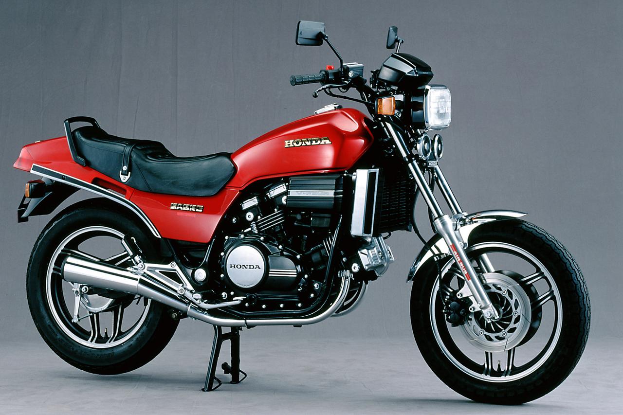画像 : 1番目の画像 - 【写真8枚】ホンダ「VF750セイバー」「VF750マグナ」 - webオートバイ