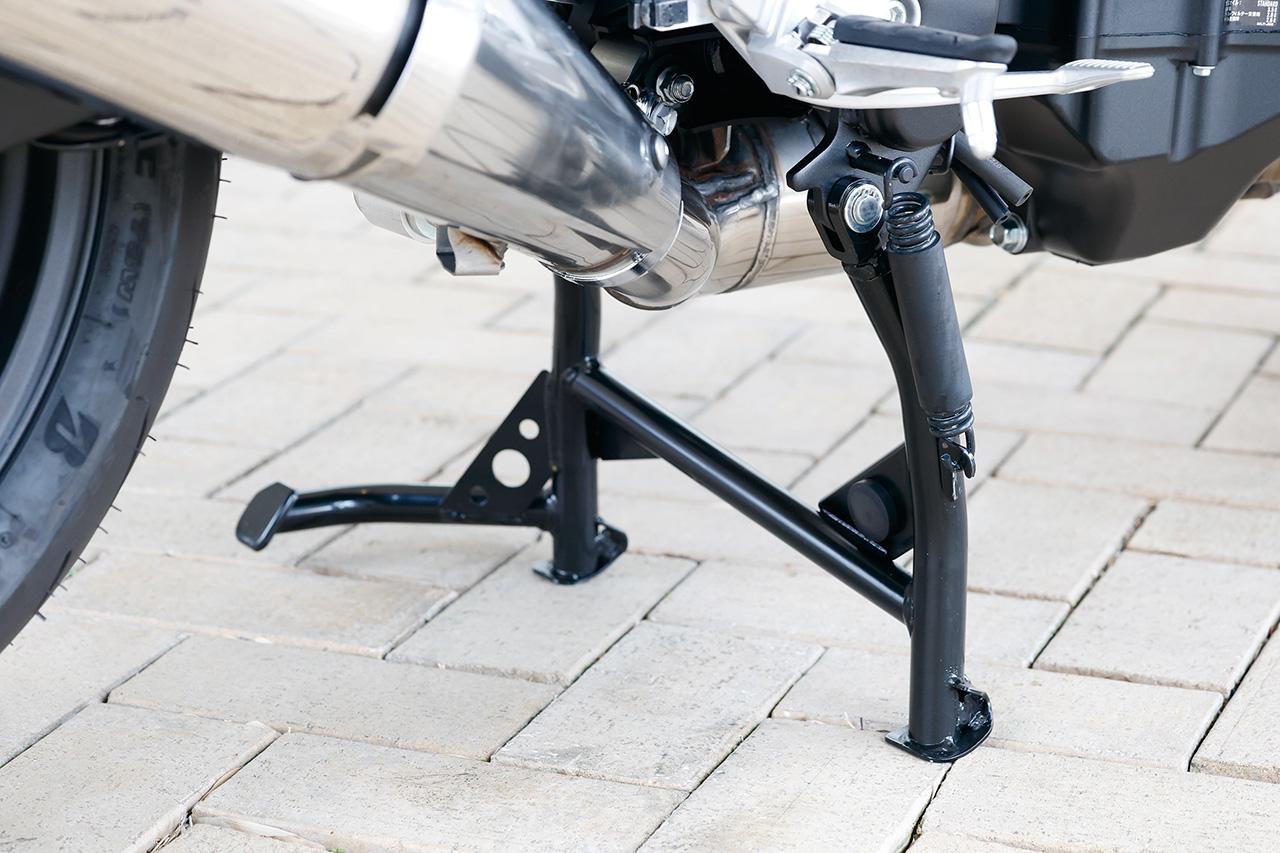 画像: メインスタンド（税込価格：1万7600円）／メンテナンスや保管時に便利。接地プレートの大型化と専用設計による形状最適化により、軽い操作感を実現。