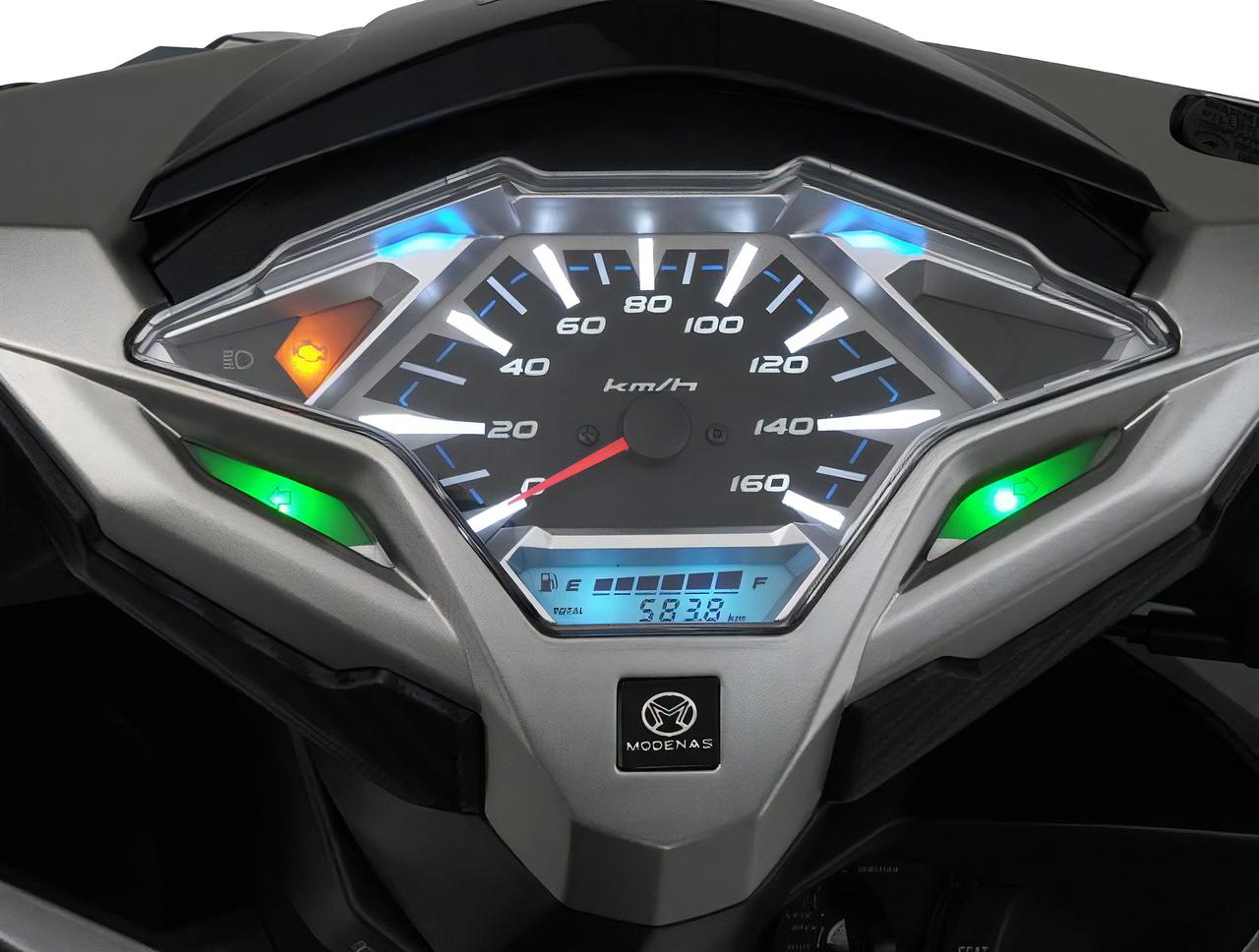 画像11: 【え? カワサキのスクーター!?】毎日任務遂行中! カワサキ「BRUSKY 125」はお手頃スポーツスクーター【世界でがんばる!! 日本メーカーの珍車大図鑑 Vol.20】