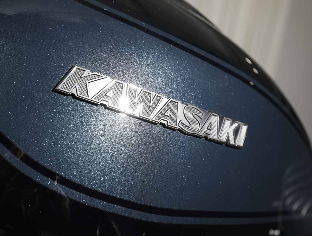 画像9: 【実車初公開！】カワサキ「Z900RS Black Ball Edition」の気になる細部を初撮り＆詳細解説！