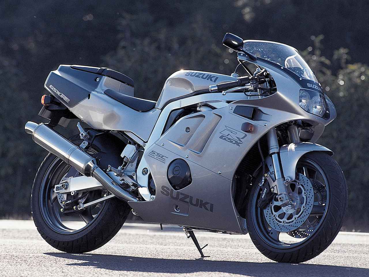 画像: Suzuki GSX-R400R(1990年)<ヨンヒャク今昔物語>-Be Reborn- - webオートバイ