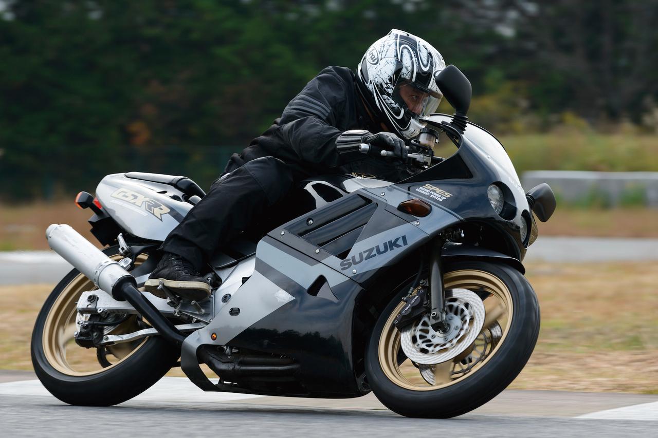 画像: 【インプレ】スズキ「GSX-R250R」(1989年) - webオートバイ