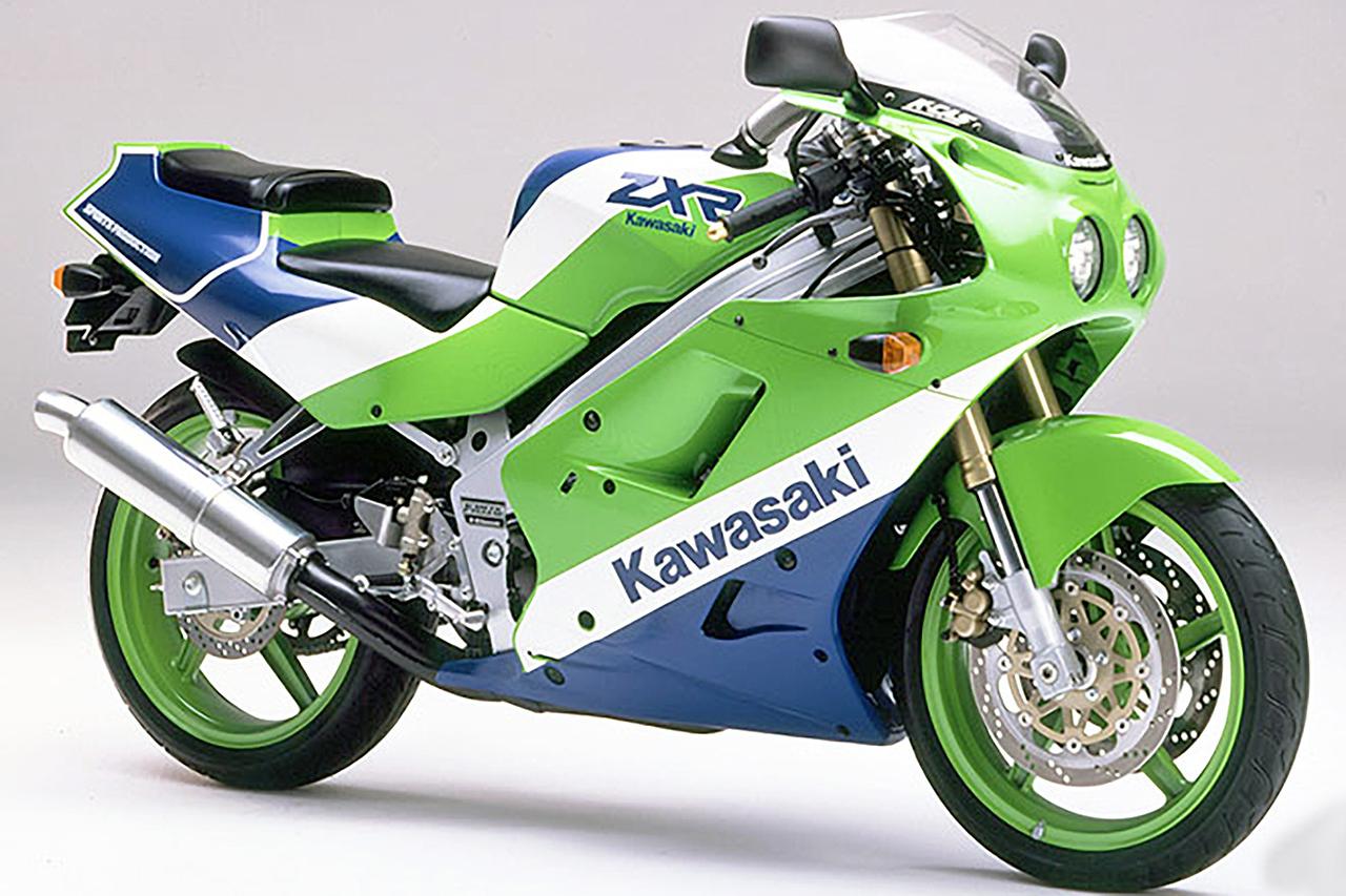 画像: カワサキ「ZXR250」(1989年):GPZ250RやGPX250R/R-IIなど、並列2気筒のカウル付きモデルを生産・販売していたカワサキが、並列4気筒レプリカ、ZXR250を投入したのは1989年で、倒立フォークやラムエア吸気などの装備が光った。1990年代後半まで生産、クロスミッションを備えるZXR250Rも販売した。