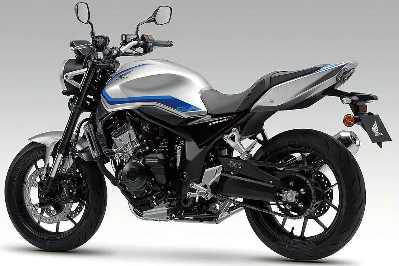 画像: ホンダ「CB400SUPER FOUR」/2025年9月に中国・重慶モーターショーで世界初公開されたCB500 SUPER FOURには、新開発の水冷DOHC4バルブ並列4気筒502㏄エンジンを搭載。日本国内にはこれをベースにした400cc版の登場が予想される。※写真は500