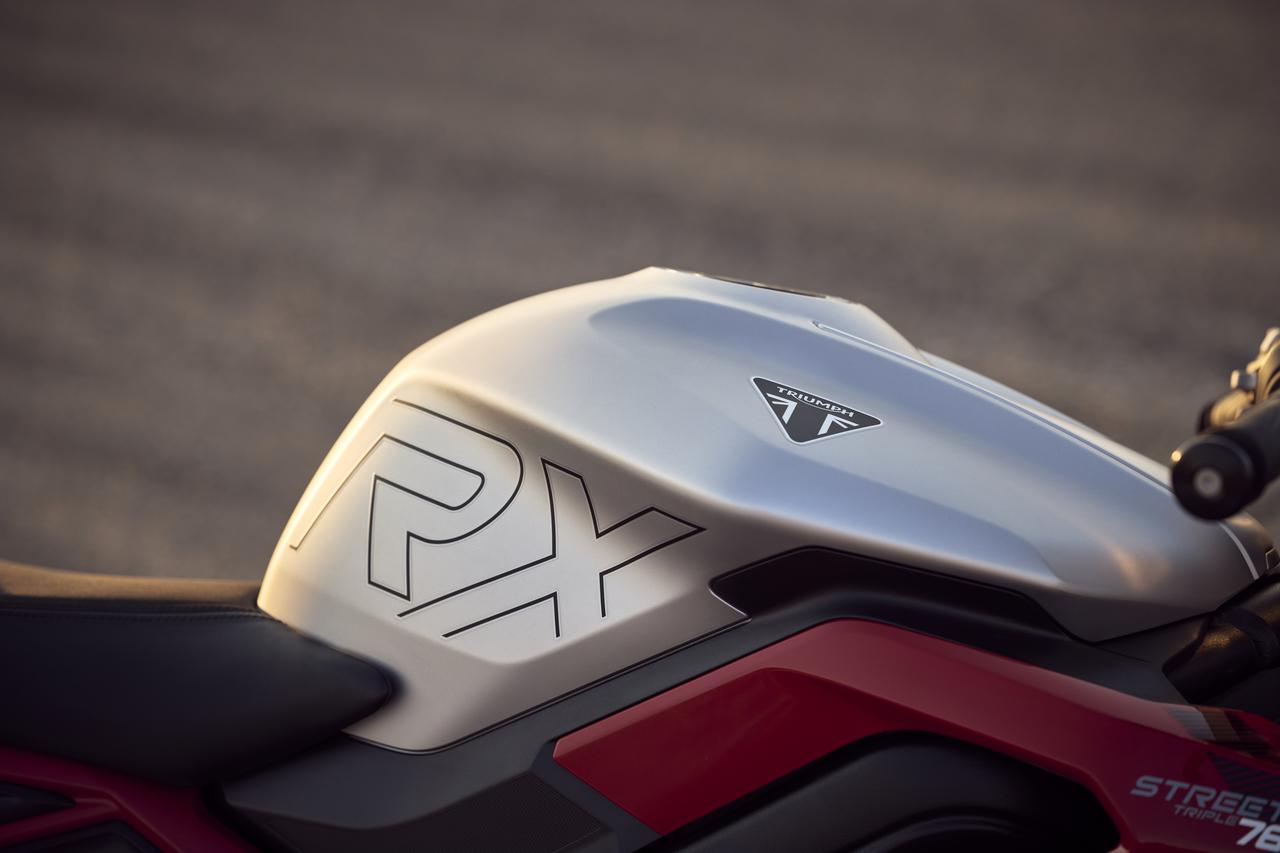 画像10: 【最強の3気筒スポーツ！】トライアンフ「Street Triple 765 RX」＆国内限定95台の「Street Triple 765 Moto2™ Edition」登場！