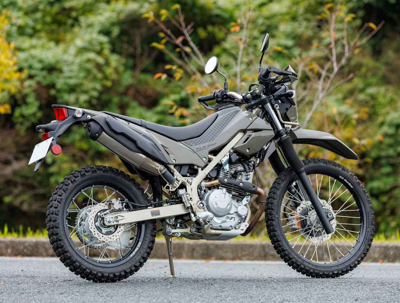 画像 : 11番目の画像 - 【写真25点】カワサキ「KLX230 SHERPA S」 - webオートバイ